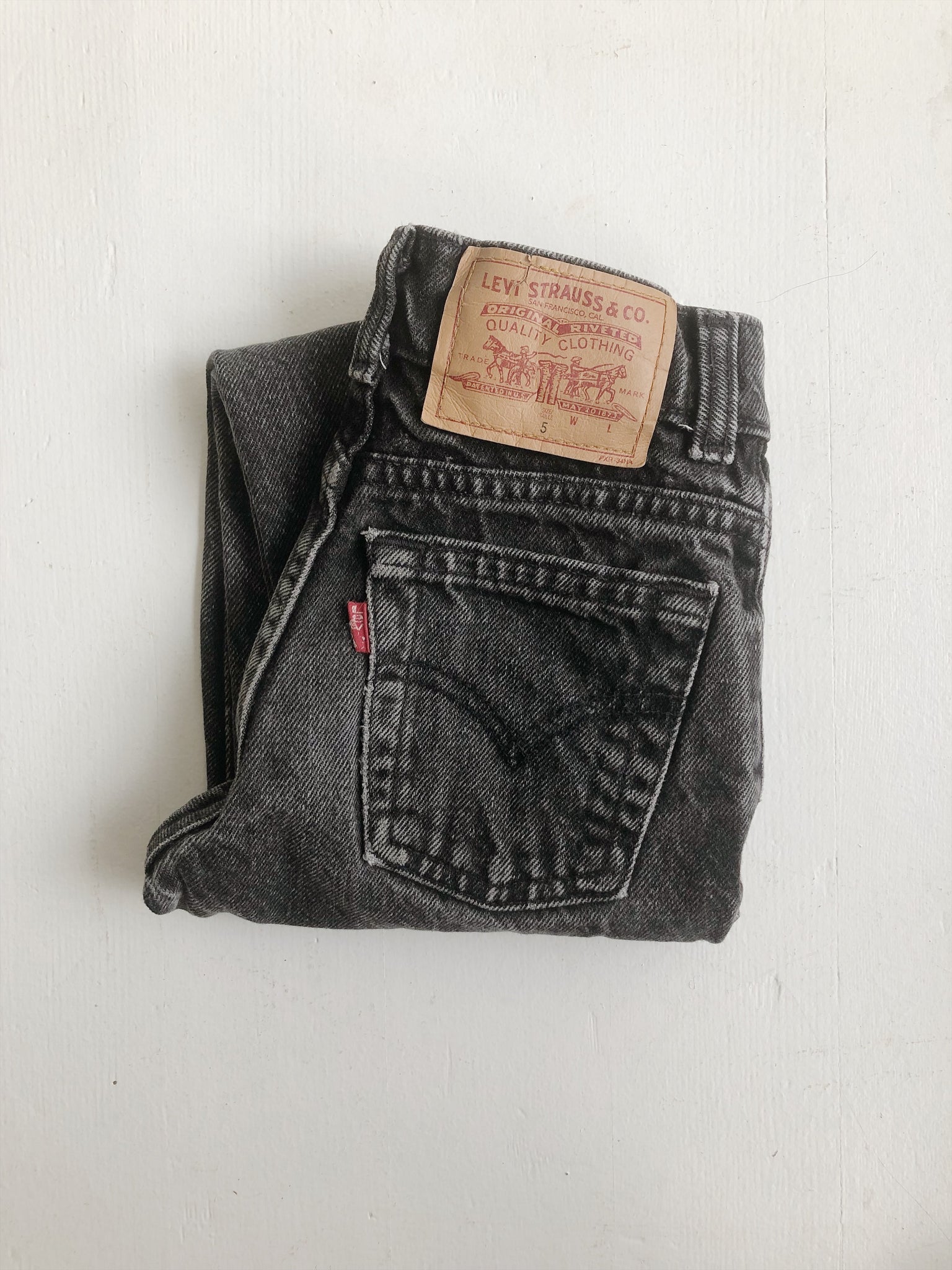 Levis Denim - Size 5